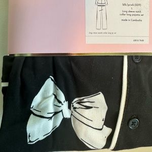 Kate spade bow tie women’s pajamas,NWT,size large.